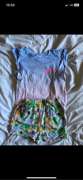 Ensemble fille thee shirt + short 4 ans léger