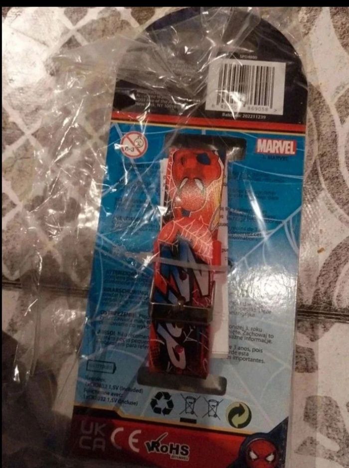 Montre  enfant  spiderman - photo numéro 4