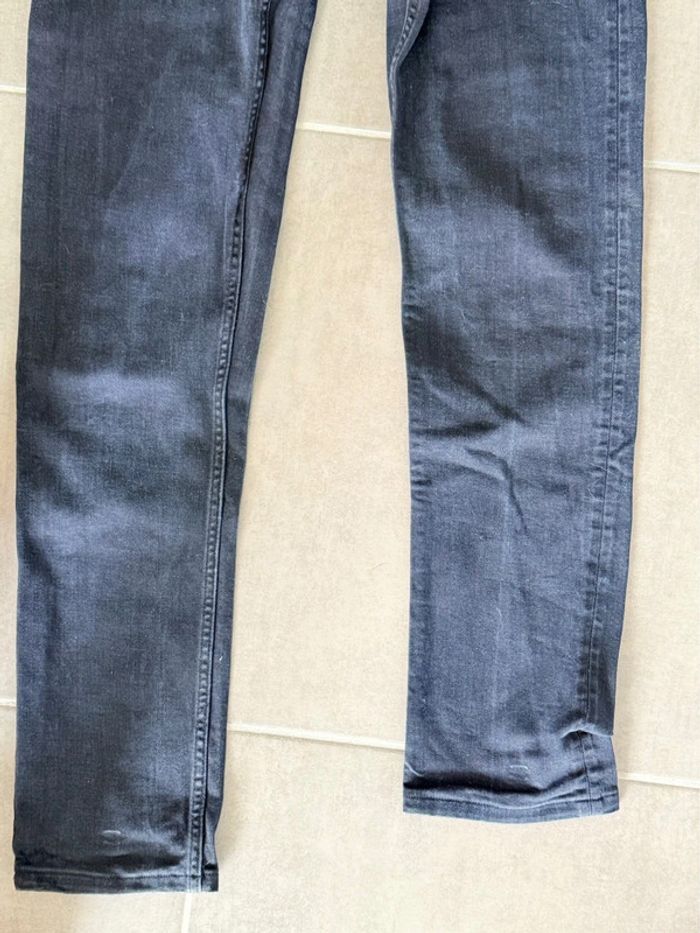 Jean Slim Hugo Boss 30/32 - photo numéro 4
