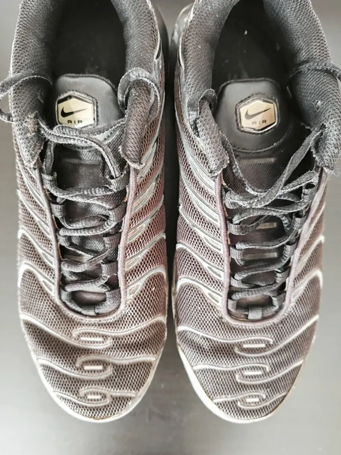 Nike Air Max Plus “Tn” Noir/Gris Taille 44 - photo numéro 5