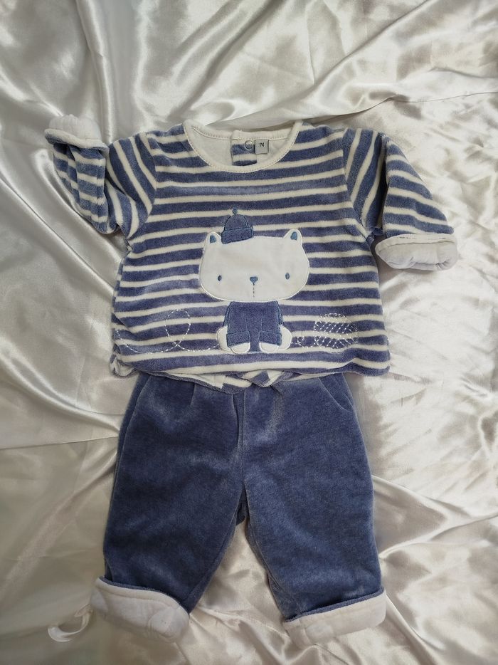 Lot pyjamas 1 mois - photo numéro 3