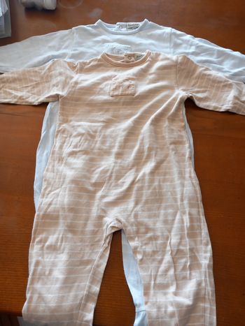 Lot 2 pyjamas