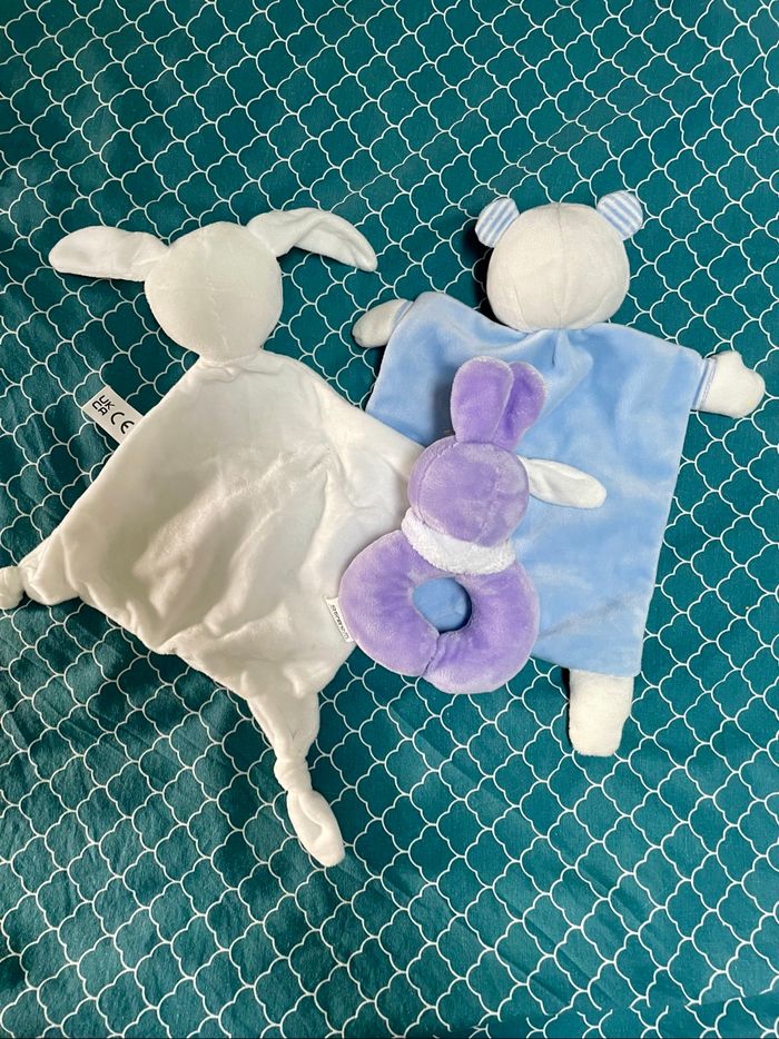 Lot de peluches bébé - photo numéro 2