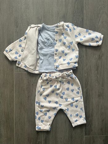Ensemble tape à l’œil 