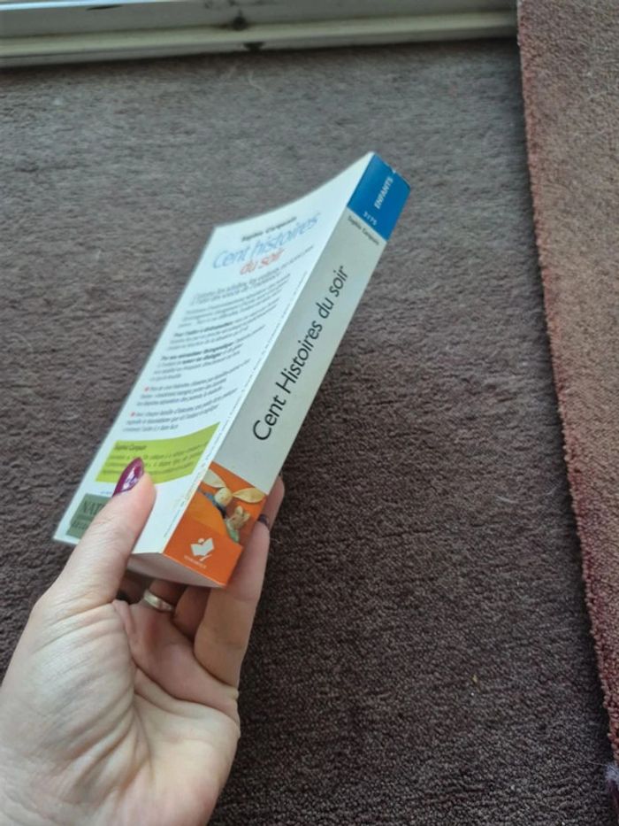 Livre cent histoires du soir par Sophie carquain - photo numéro 4