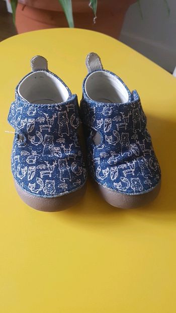 Chaussures bébé T19