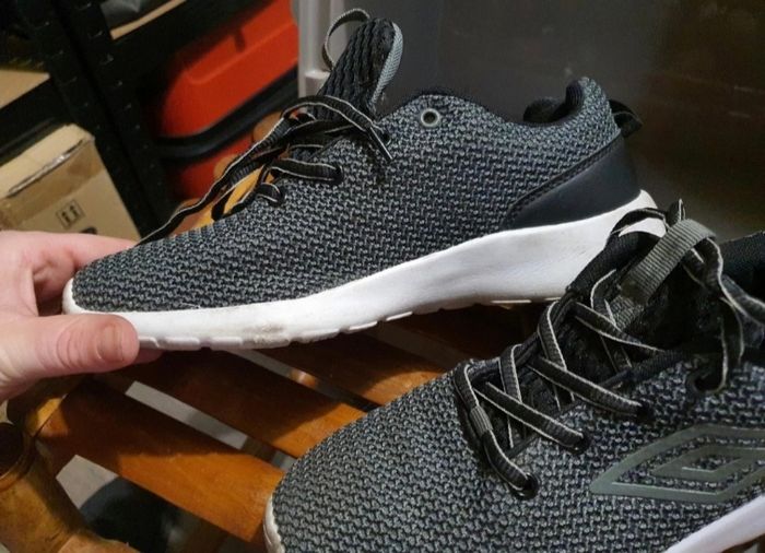 Basket umbro 39 - photo numéro 5