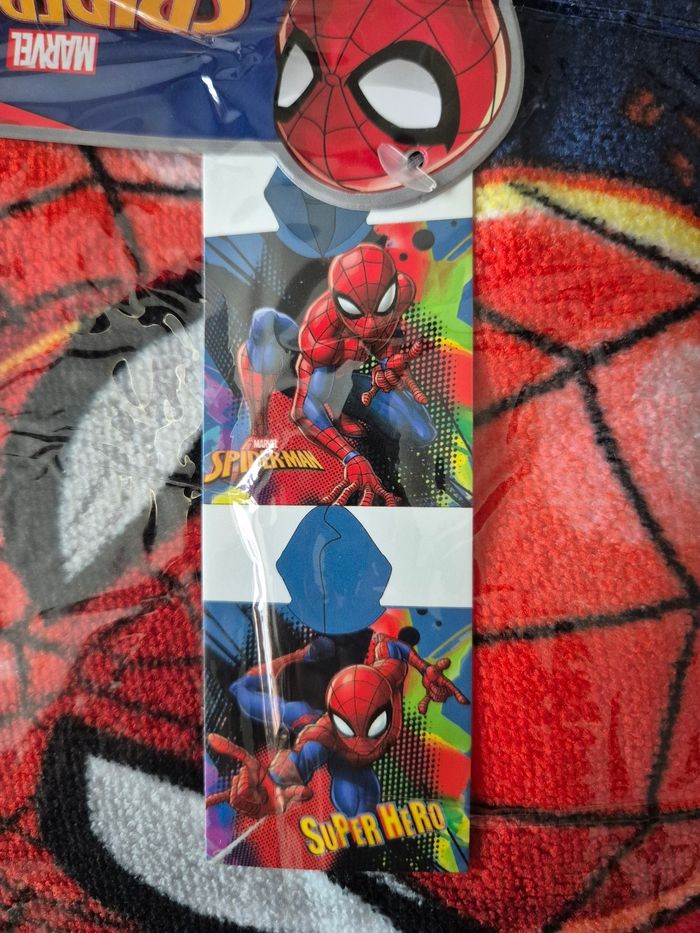 Poncho spiderman - photo numéro 2