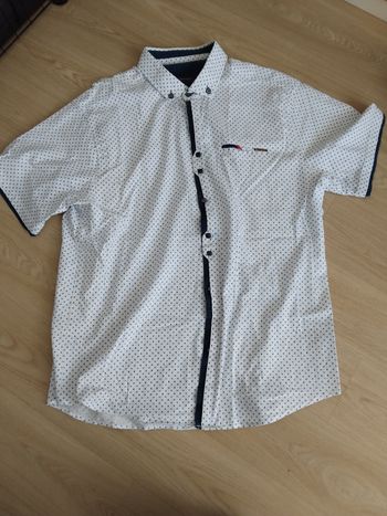 Chemise a manches courtes