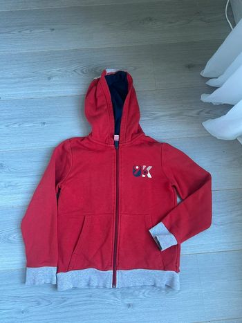Gilet à capuche