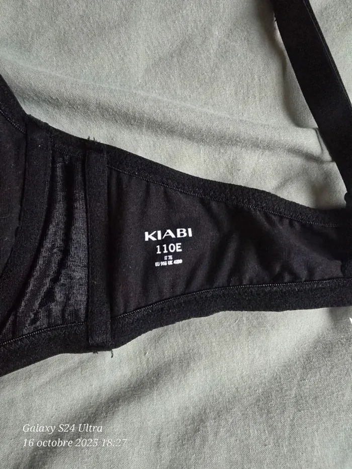 Soutien gorge noir - photo numéro 5