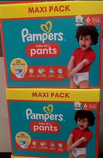 Lot de 2 cartons pampers
