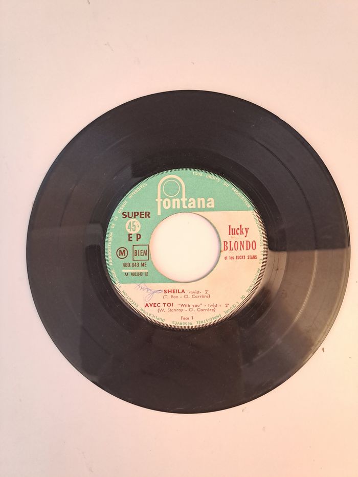 Vinyle super 45T EP Lucky Blondo - Sheila (4 titres) - RARE - État satisfaisant. - photo numéro 5