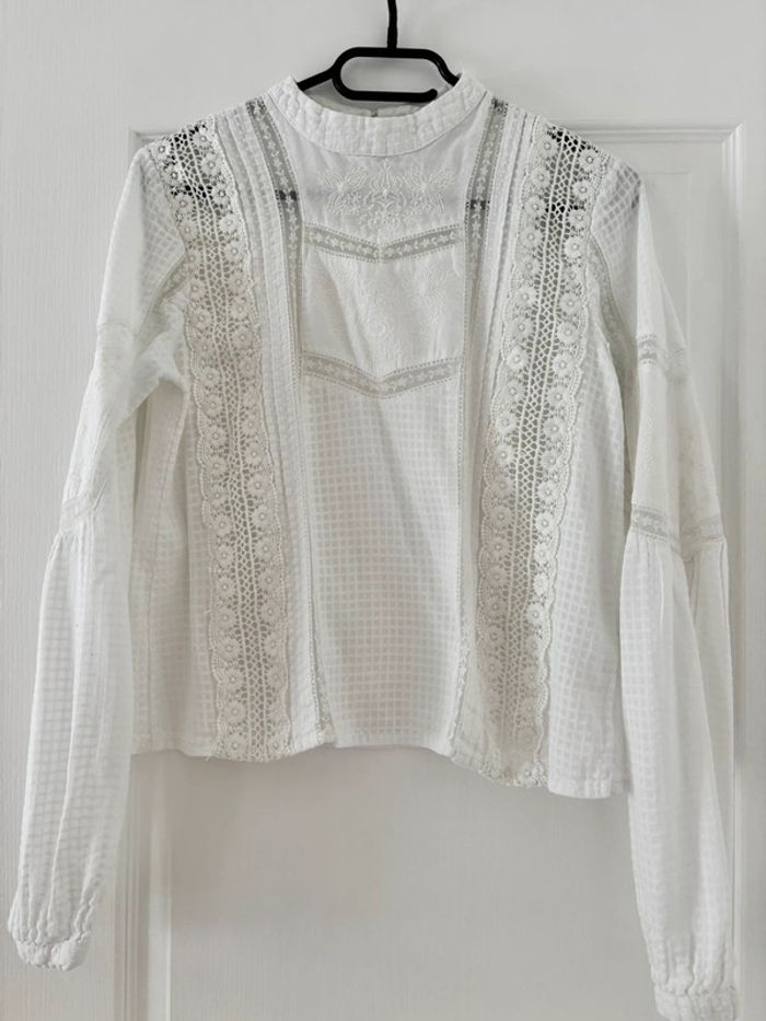 Blouse blanche