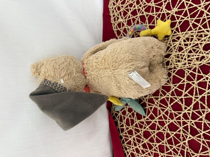 Peluche d'activité ours FEHN peluche d'éveil grelot POISSON - photo numéro 2