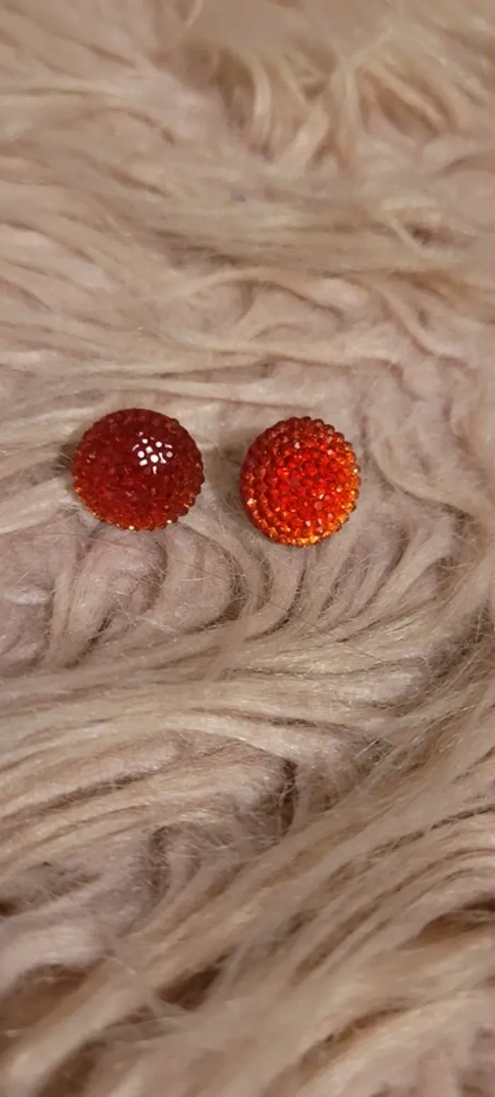 Boucles d'oreilles strass rouges