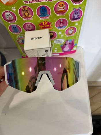 Lunette de soleil SCVCN rose 