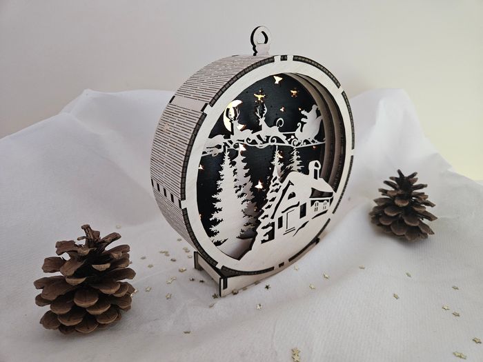 Décoration de Noël illuminée en bois de 15cm de diamètre - photo numéro 3