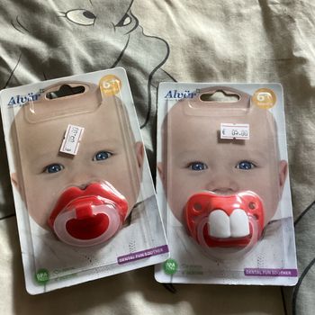 Lot de 2 tétines amusante +6mois