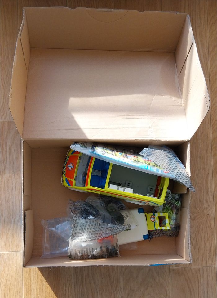 Playmobil City Life 71202 Ambulance avec effets lumineux et sonore - photo numéro 10