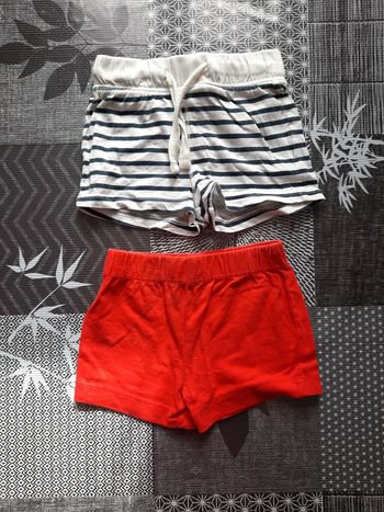 2 shorts 3 mois