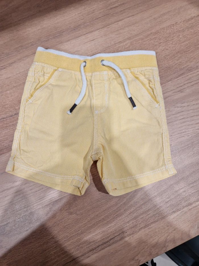 Short 18 mois