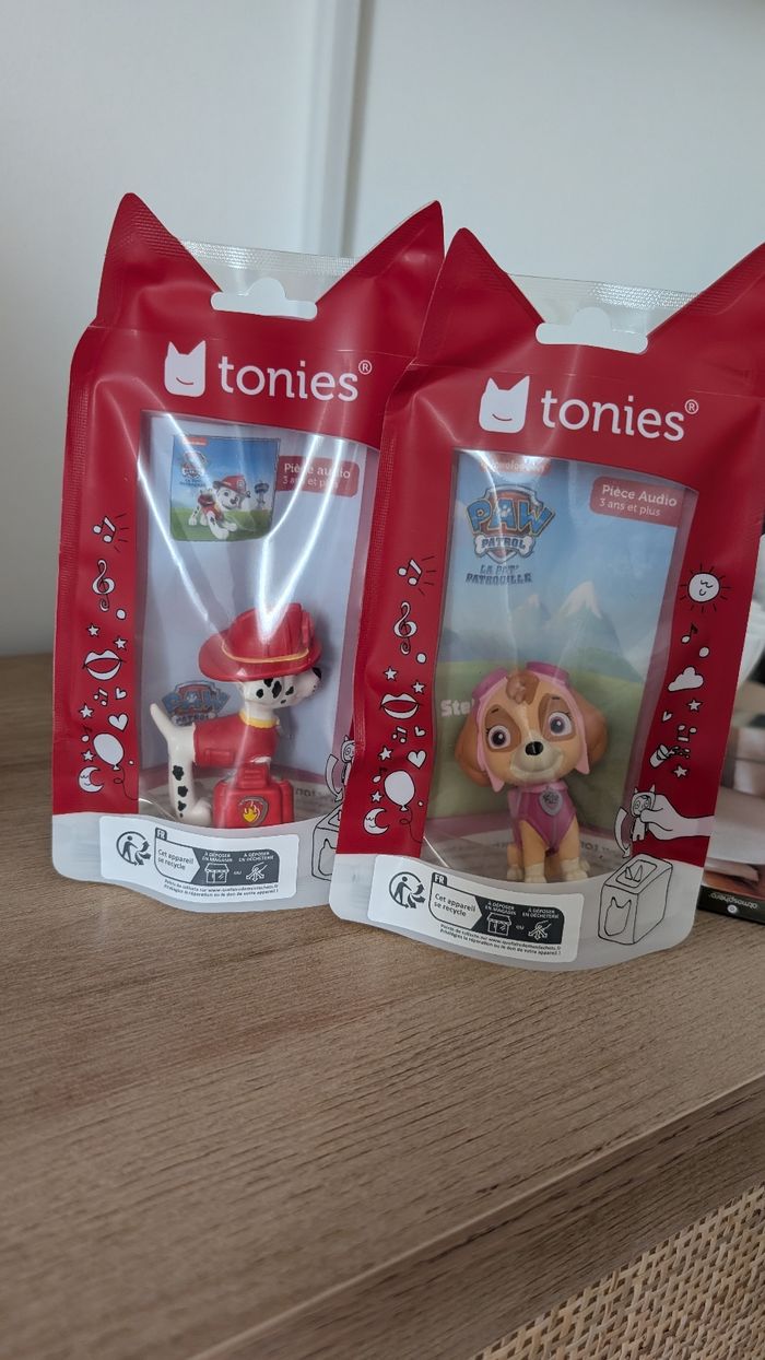2 tonies