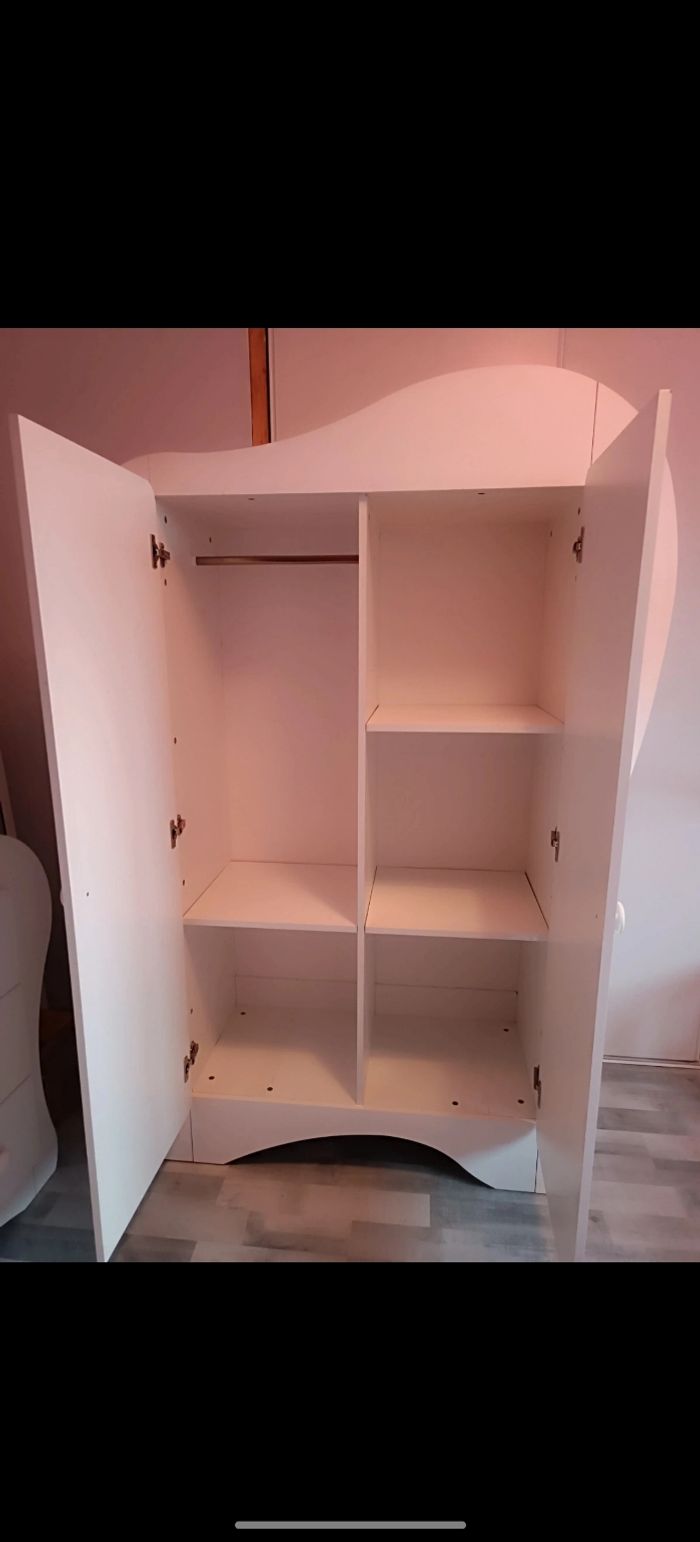 Chambre complète(lit, armoire, commode, table à langer) Aubert Iris/Altea en bois blanc - photo numéro 8