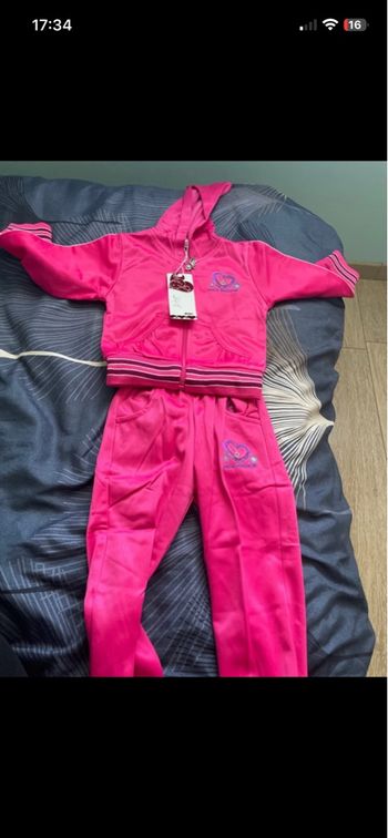 Ensemble de survêtement