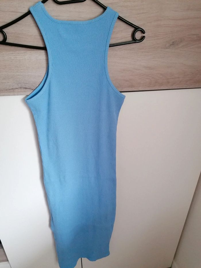 Robe longue moulante Stradivarius neuve - photo numéro 4