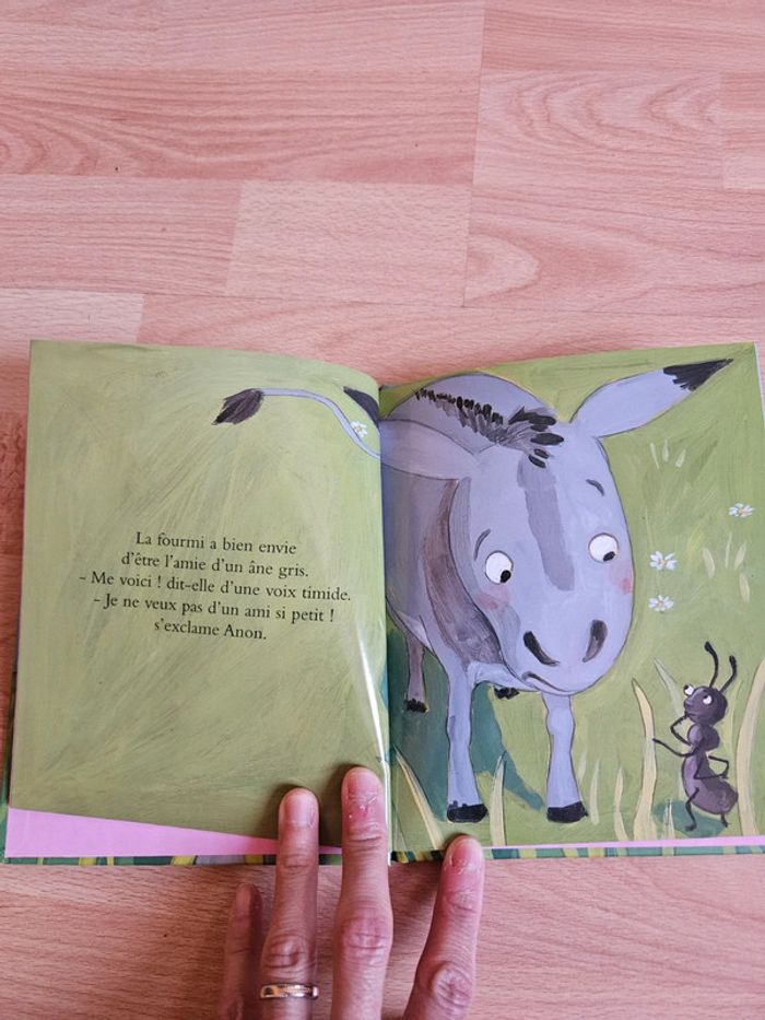 Livre les amis ça sert à quoi? - photo numéro 2