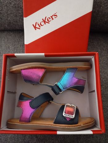 Kickers neuves pour fille en taille 23