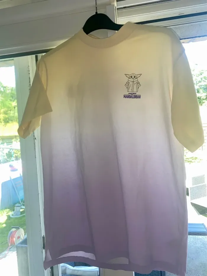 TEE shirt mandalorian