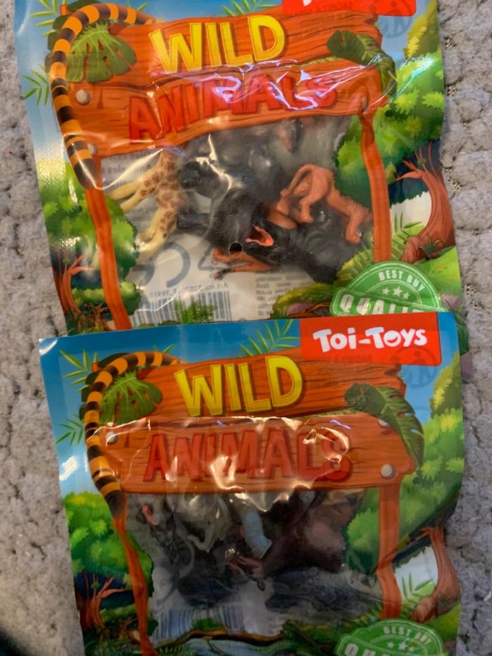 jouet animaux sauvage enfants