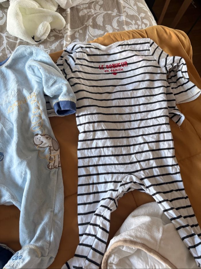 Lot de vêtement bébé 6 mois garçon - photo numéro 3