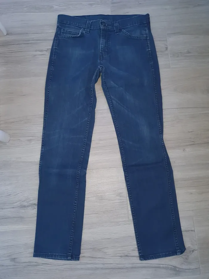 Jeans Levis 511 homme taille W30 L32