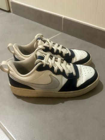 Baskets Nike femme pointure 37,5