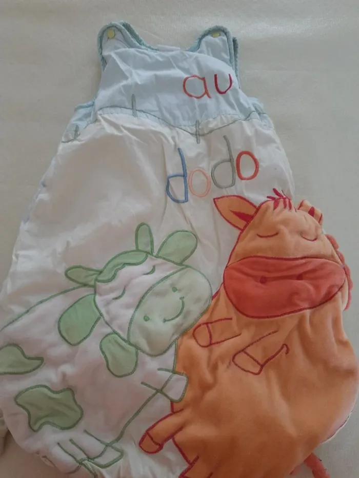 Gigoteuse bébé. Tbe