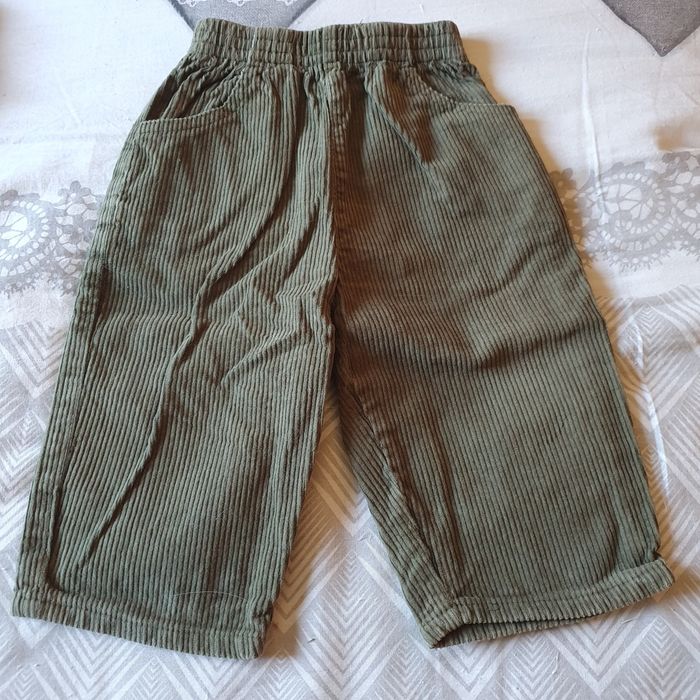 Lot pantalons velours de taille 12mois - photo numéro 5