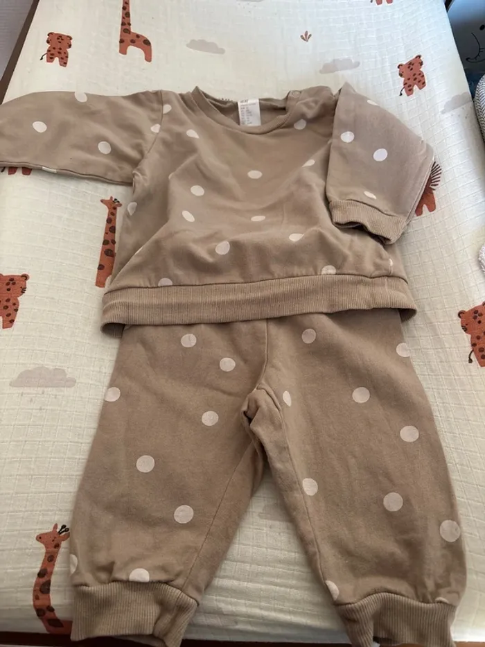 Ensemble pull pantalon 6 mois