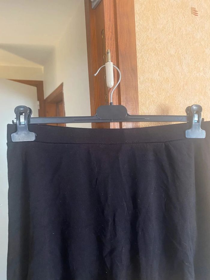 Petite jupe noir - photo numéro 2