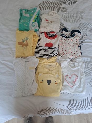 Lot grenouillère bébé fille