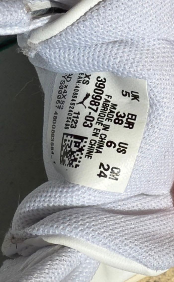 Baskets Puma blanches - Taille 38 NEUVE - photo numéro 7