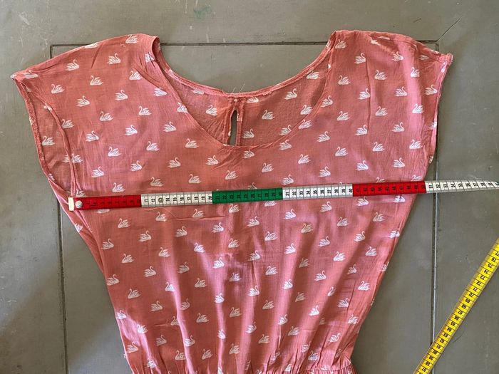Robe d’été rose corail avec cygne et noeud dans le dos taille S - photo numéro 14