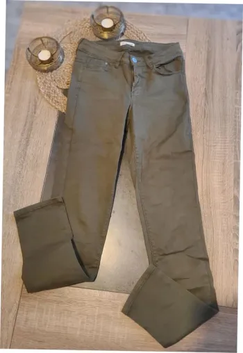 Jean kaki taille M