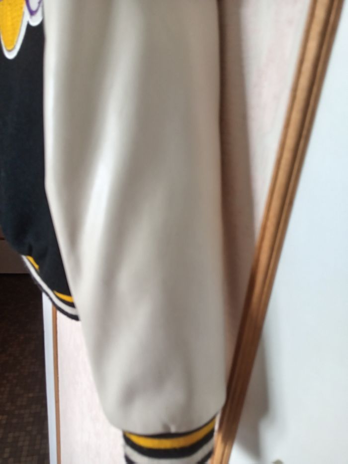 Blouson Lakers Los Angeles NBA taille 8 ans - photo numéro 10