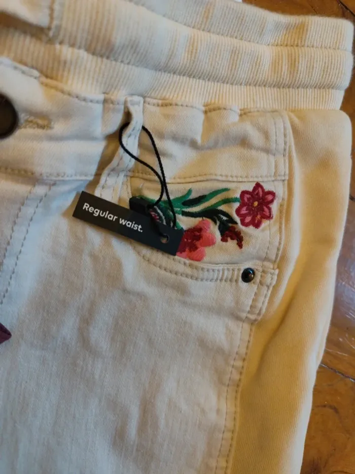 Jean crème Desigual style jogging taille élastique XS - photo numéro 8