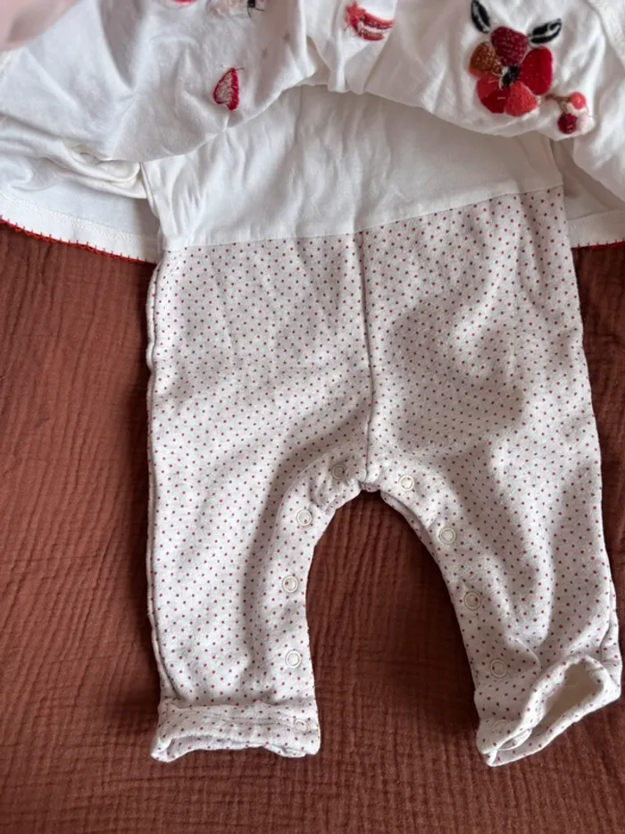 Ensemble catimini bébé fille taille 9 mois - photo numéro 2