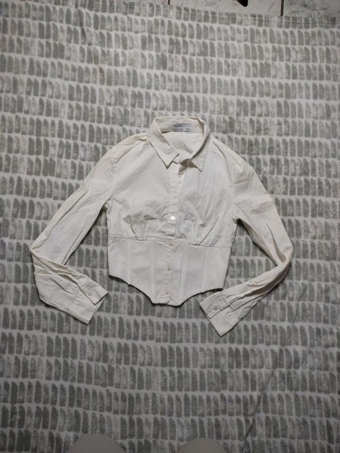 Chemise blouse manches longues écru courte effet bustier Bershka taille 38 - photo numéro 1
