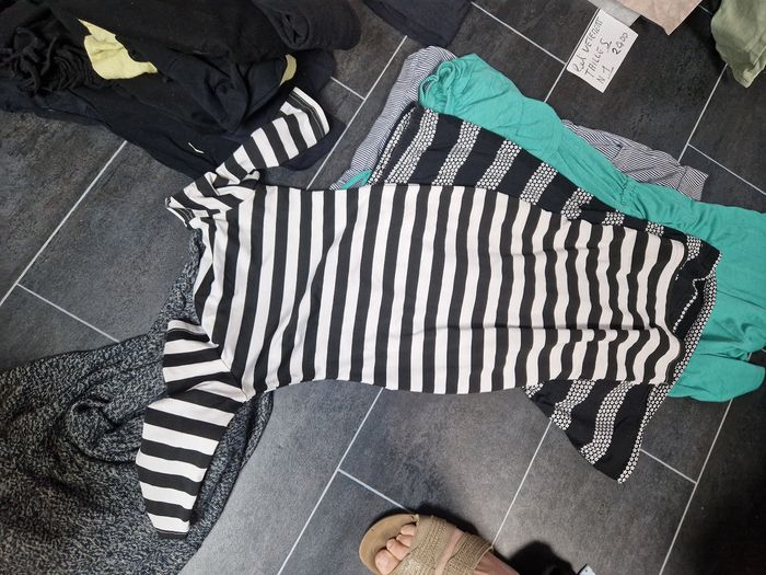 Lot vêtements femme taille s N 1 - photo numéro 8